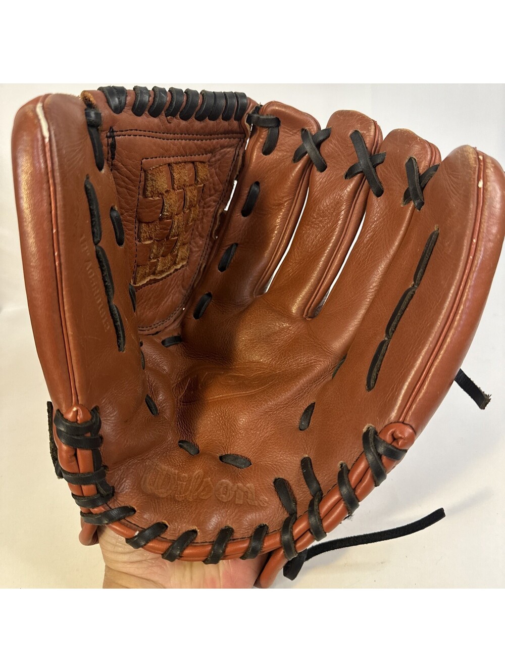 Wilson A500 12" Leather Baseball Glove Brown/Black very good condition